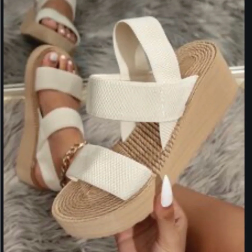 Women's Cream Platform Sandals
